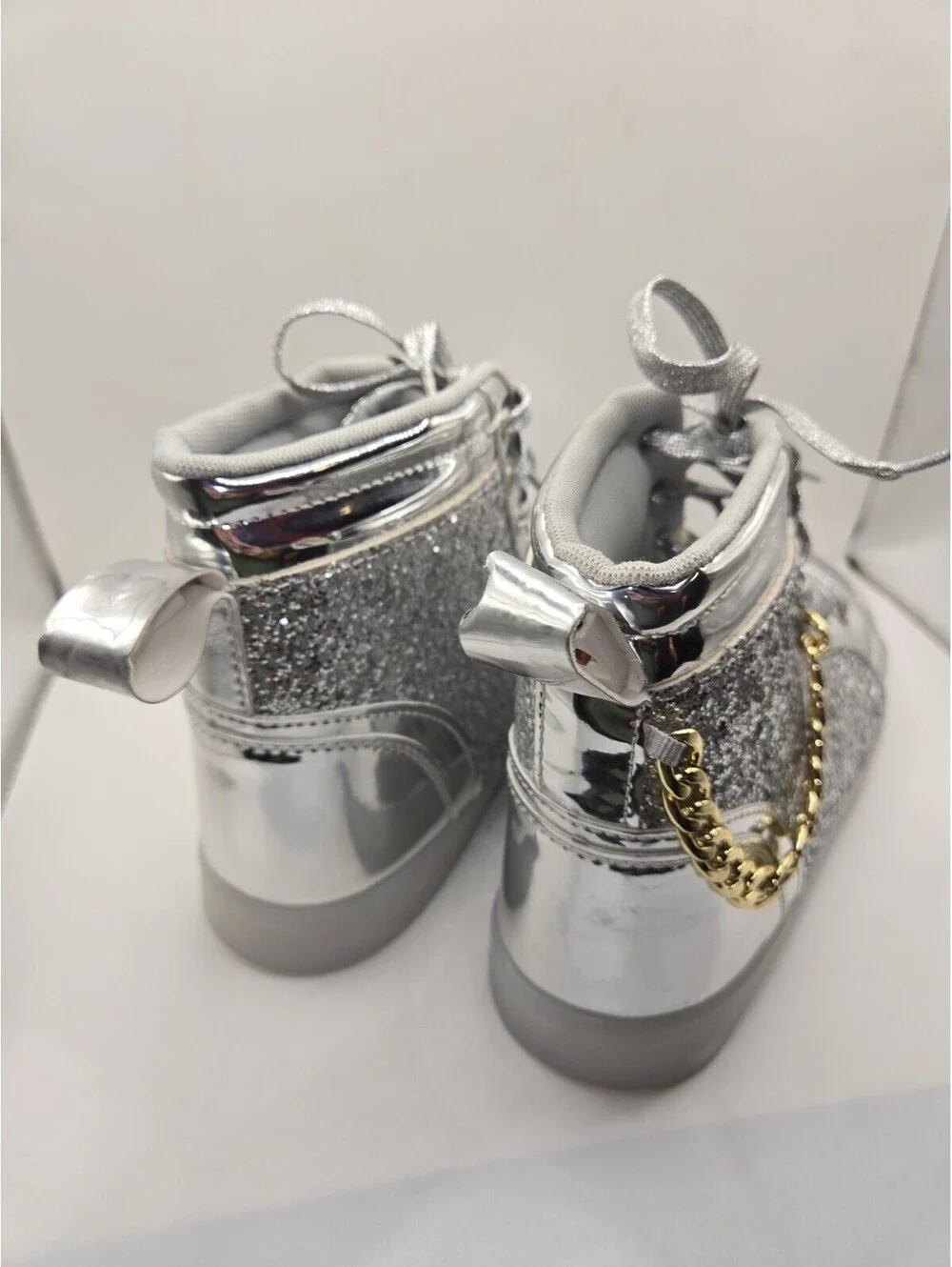 Silver Glitter Light Up Shoes High Top Metallic Dance Sneakers Chain Detail Sz 9